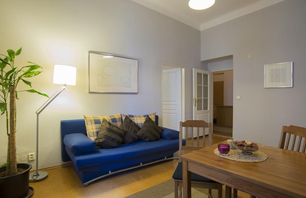 Apartment Dusni Прага Стая снимка